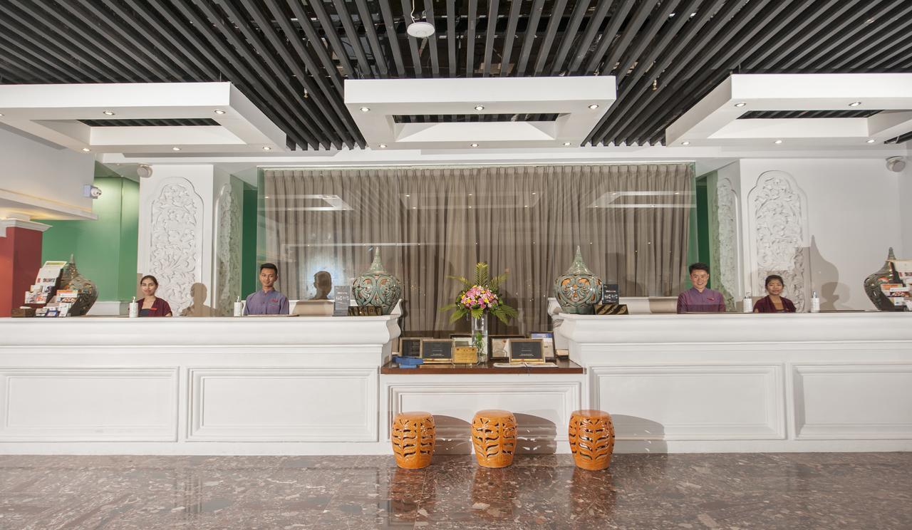 Rose Garden Hotel Янгон Экстерьер фото